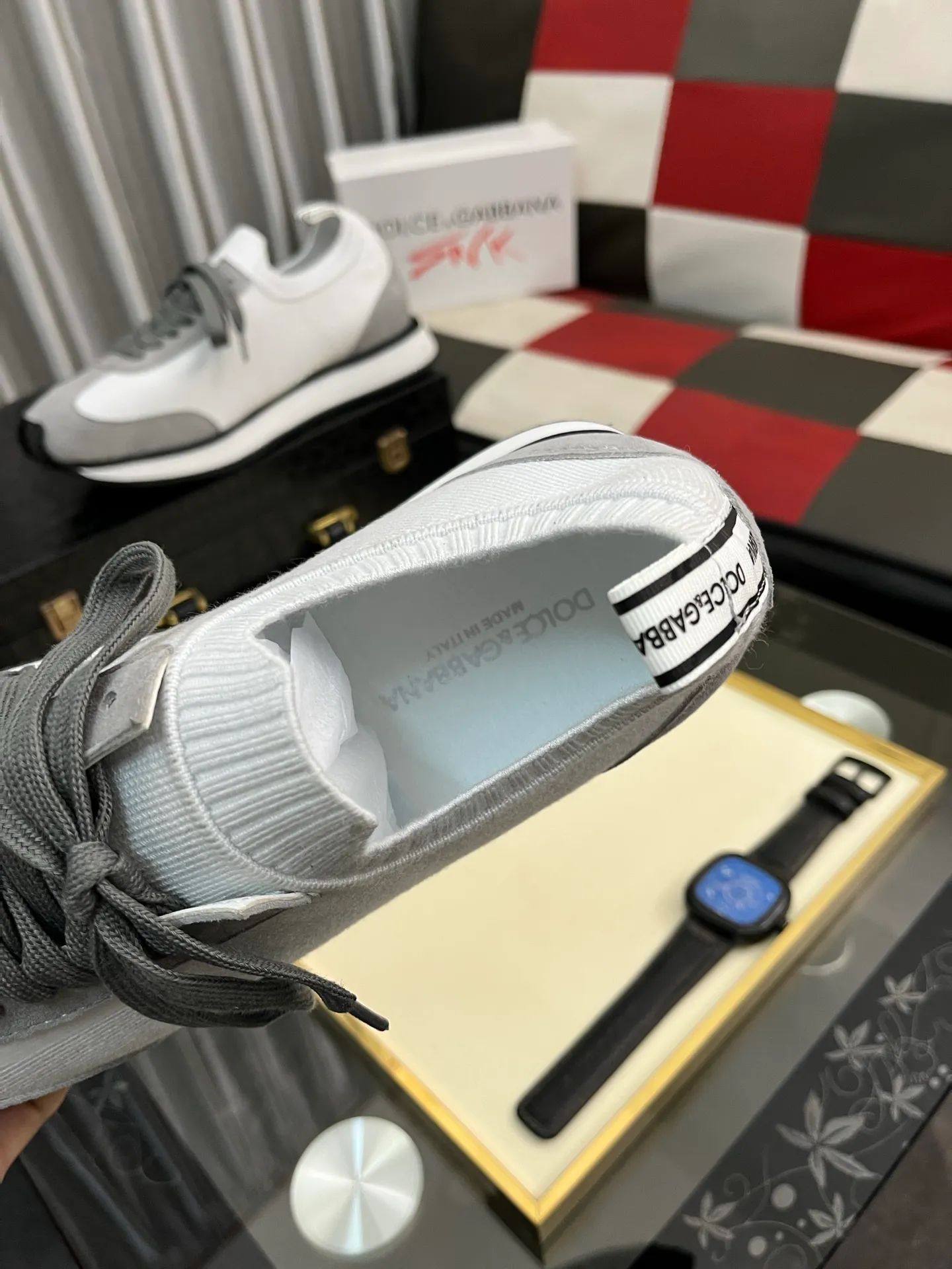 Men's Men's Shoes💰420⌚️⌚️••Dolce&Gabbana••DG✔️High-end men's sports and casual shoes. Original goods from top counters. Original imported cowhide, multi-material splicing design ➕Imported cowhide lining, cowhide feet ➕Original TPR elastic outsole. Size: 36-46🔟Colors available